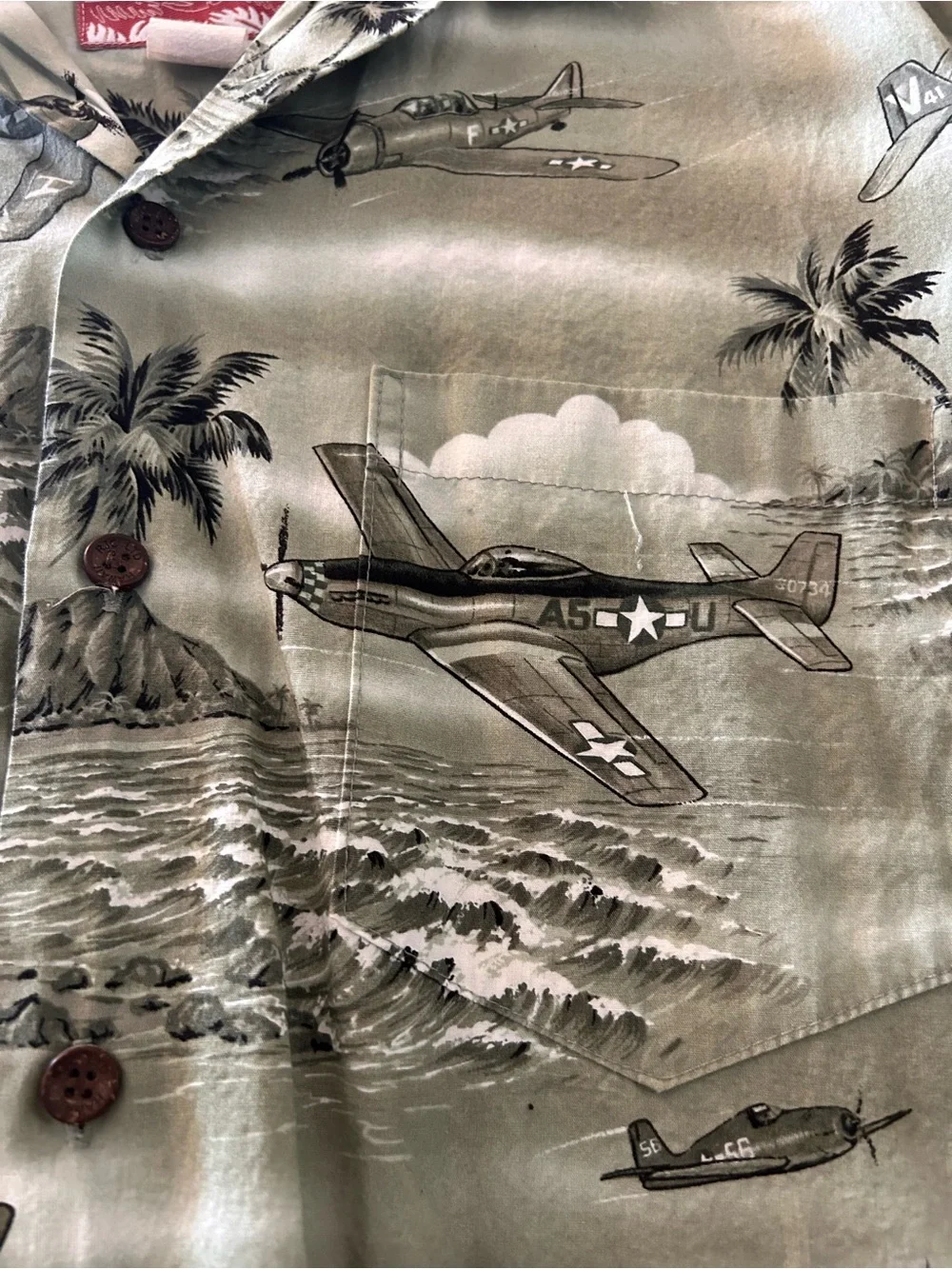 VTG RJC Made in Hawaii USA 100% Cotton Aviation WWII Camp Shirt. Airplane. Beach